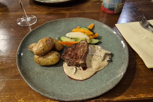 Côtes de veau & de bœuf, Le Bistrot Alexis à Villieu-Loyes-Mollon